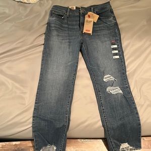 Levi’s High Rise Straight Cropped Jeans